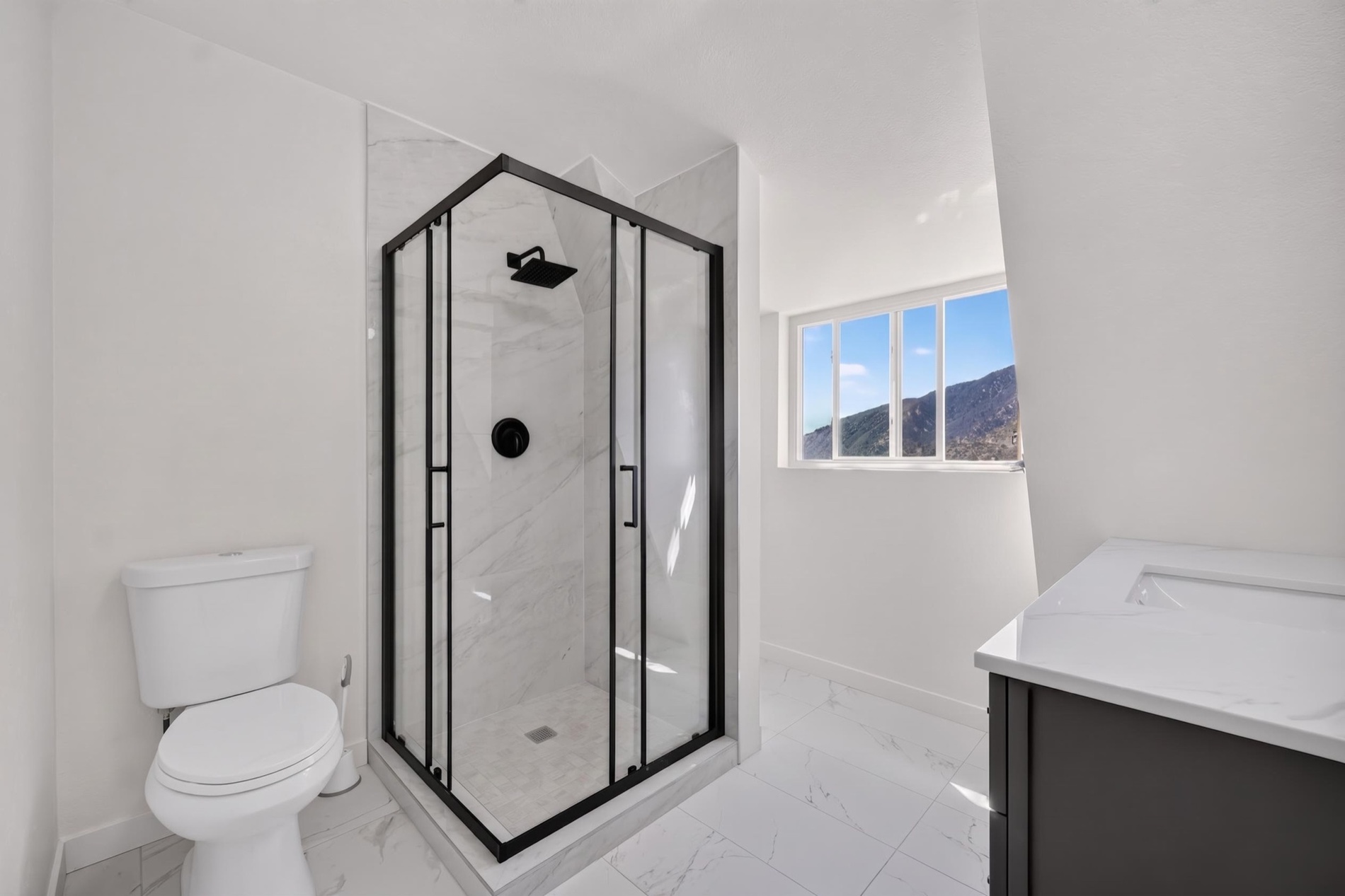 Salle de bain, douche vitrée
